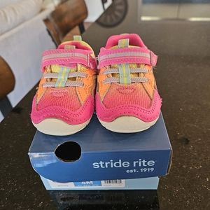 Stride Rite baby girl shoes size 4